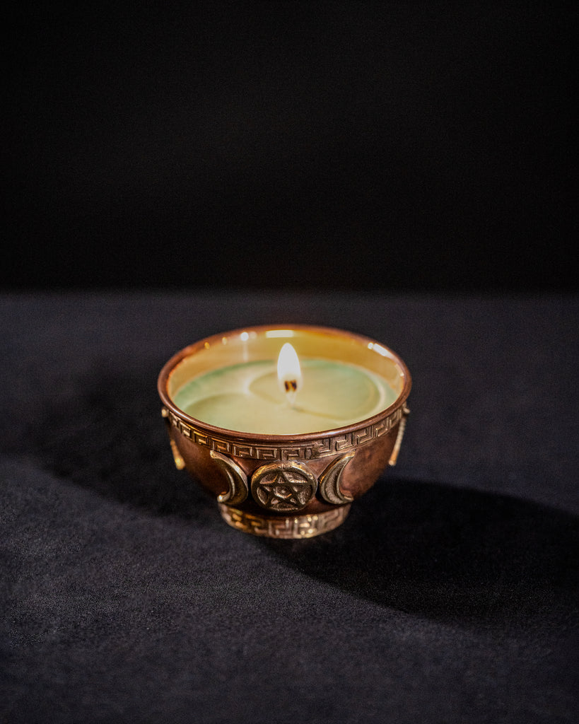 Homerik "Morgana's Godless Cauldron" Soy Handcrafted Fragrant Copper Bowl Candle (4 oz)